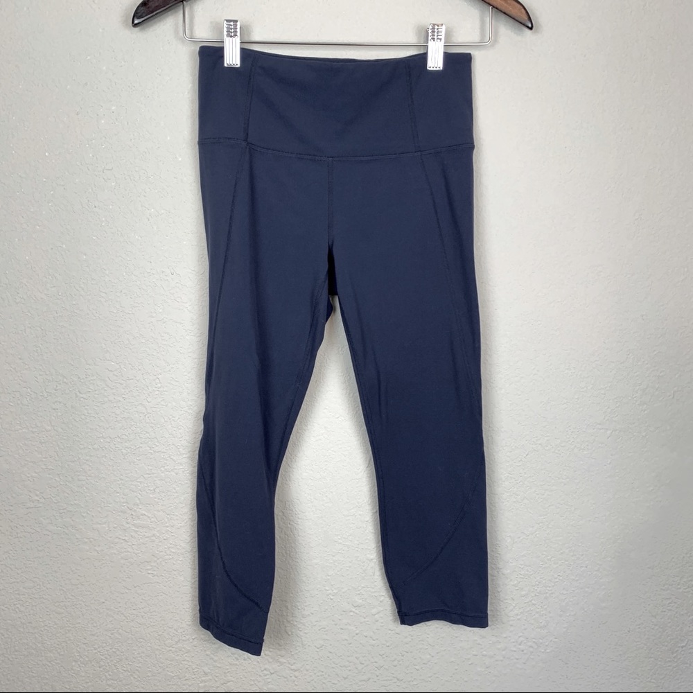 Athleta small navy Capri workout leggings